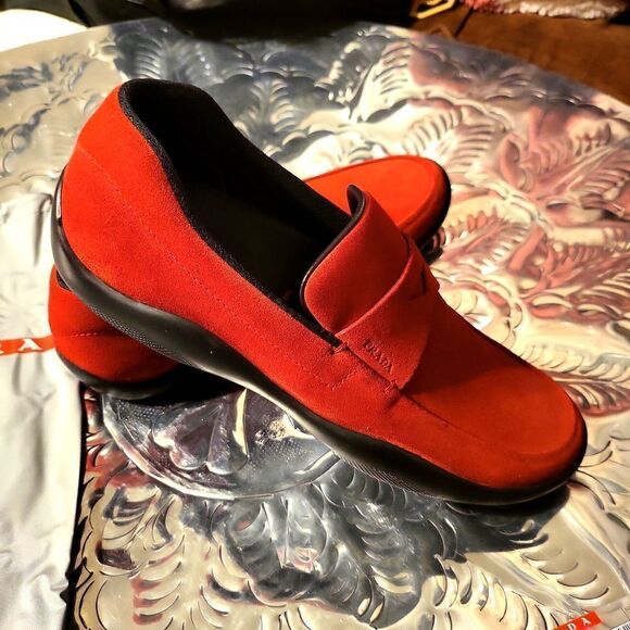 men size 61/2NIB, authentic  prada loafers gorgeous brand new!authentic  prada!! - Picture 3 of 10